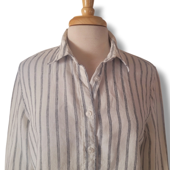 Quince 100% European Linen Long Sleeve Button-Down Shirt. Size Medium - Picture 3 of 10